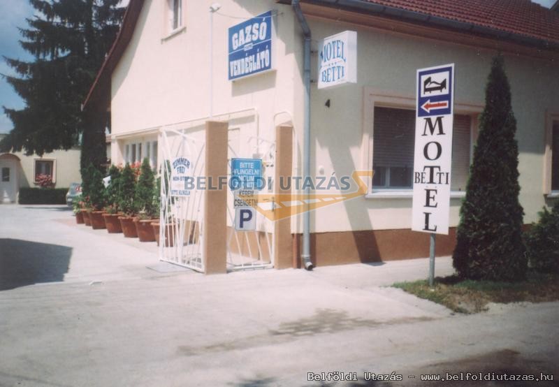 Betti Motel s Pihenhz (4)