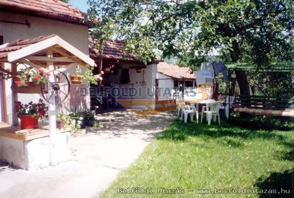 Boldizsr Vendghz s Apartmanok (2)