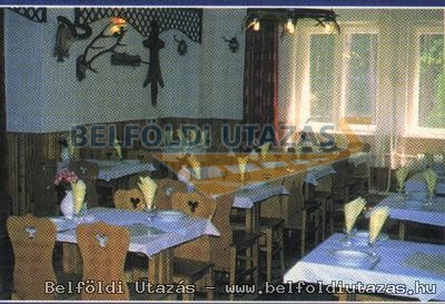 Hollstet Fogad Restaurant (3)