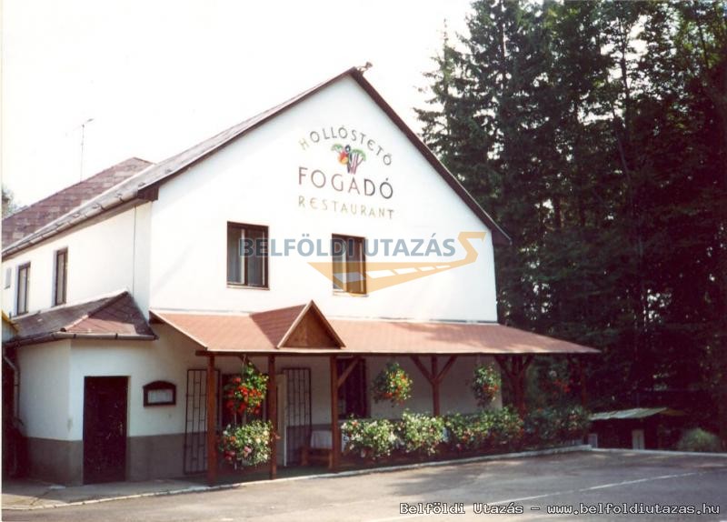 Hollstet Fogad Restaurant (1)