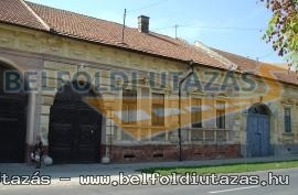 Polgri hzak a telepls futcin (1)