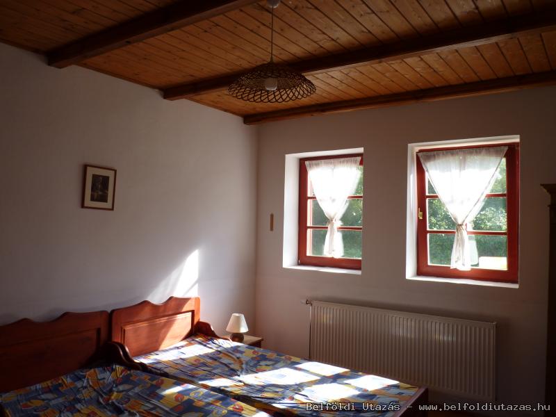 Schlafzimmer II. im Haus