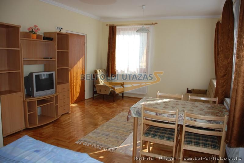 Magyar Apartman (6)