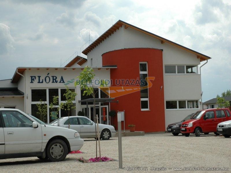 Flra Termlfrd -Hany Istk Kerkpros Centrum, Panzi (3)