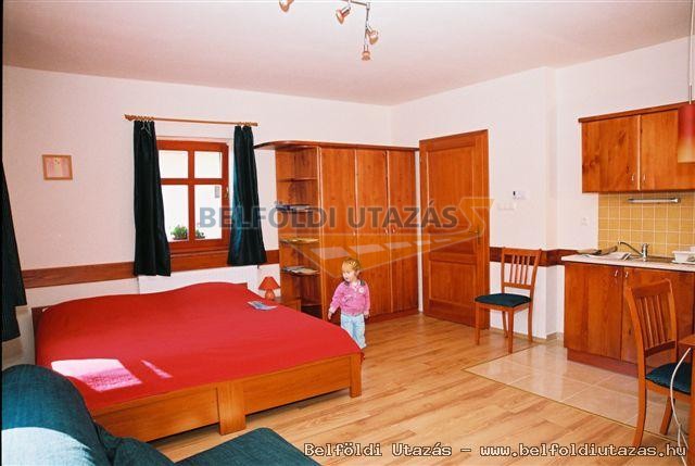 Sra - Lux Apartman (2)