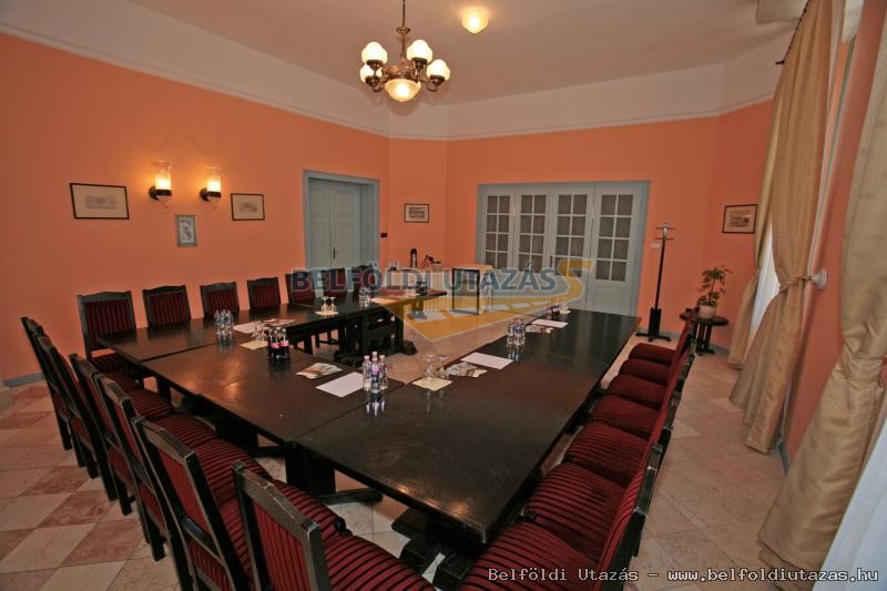 Castle Hotel Fenyharaszt*** (7)