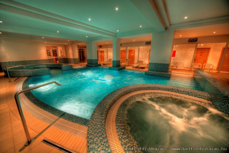 Kt Korona Hotel-Wellness Centrum