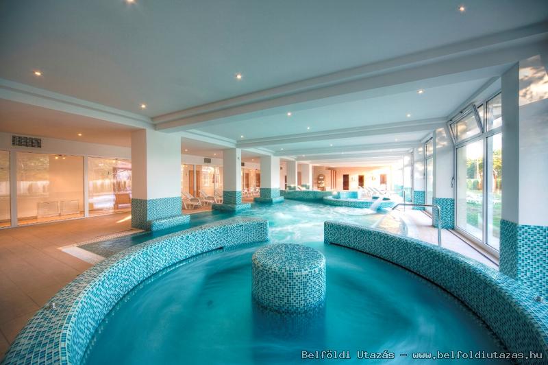 Kt Korona Hotel-Wellness Centrum