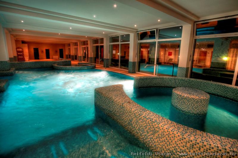 Kt Korona Hotel-Wellness Centrum