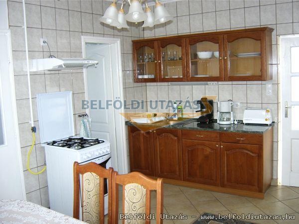 Flra Apartman (3)